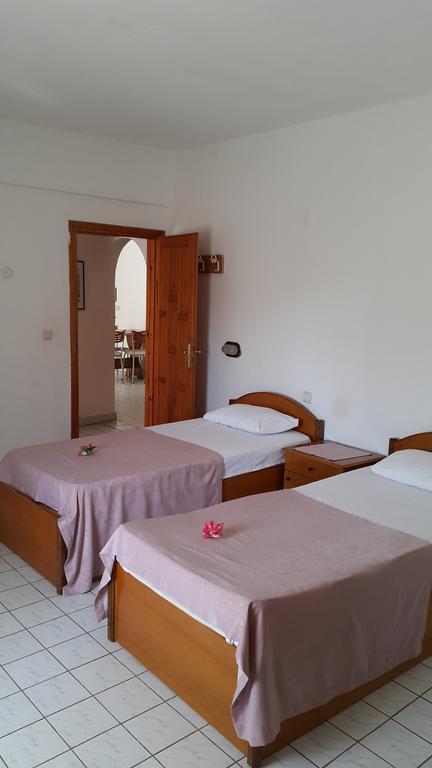 Delphin Aparthotel 2*